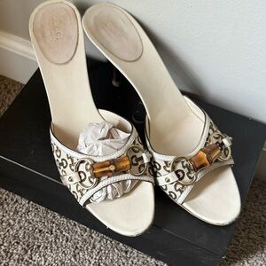 Gucci Women's Beige and Tan Heels